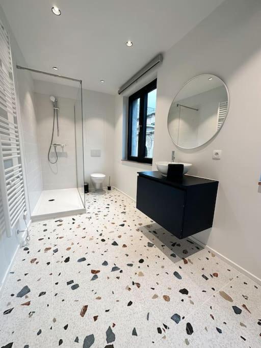 Duplex Hyper Centre * Liege